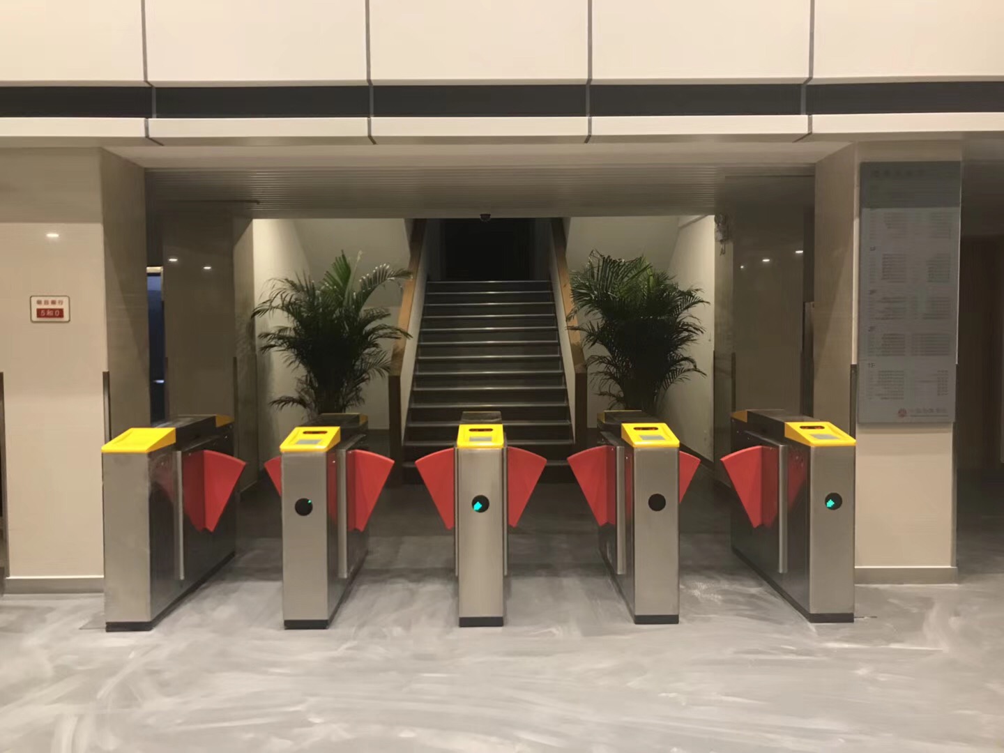 北京音樂(lè)學(xué)院安檢門(mén)禁